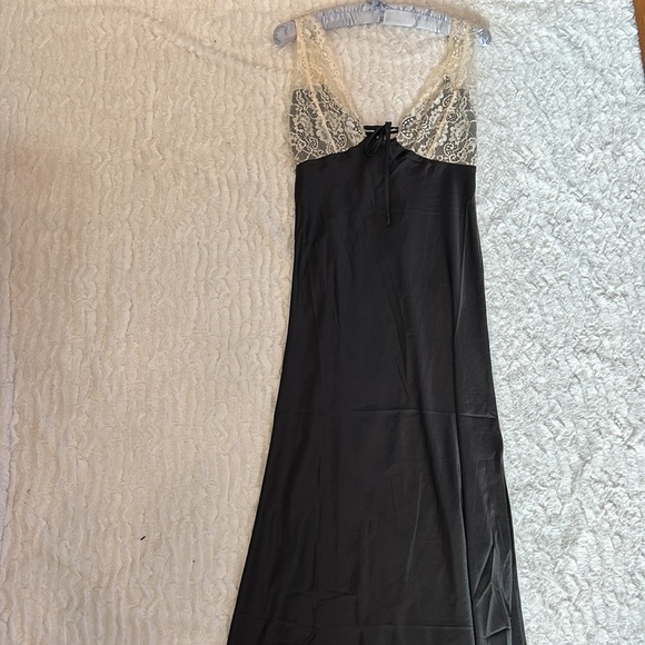 Dolls kill Sky to moon black Satin bone lace upper maxi dress women medium nwot - Picture 6 of 6